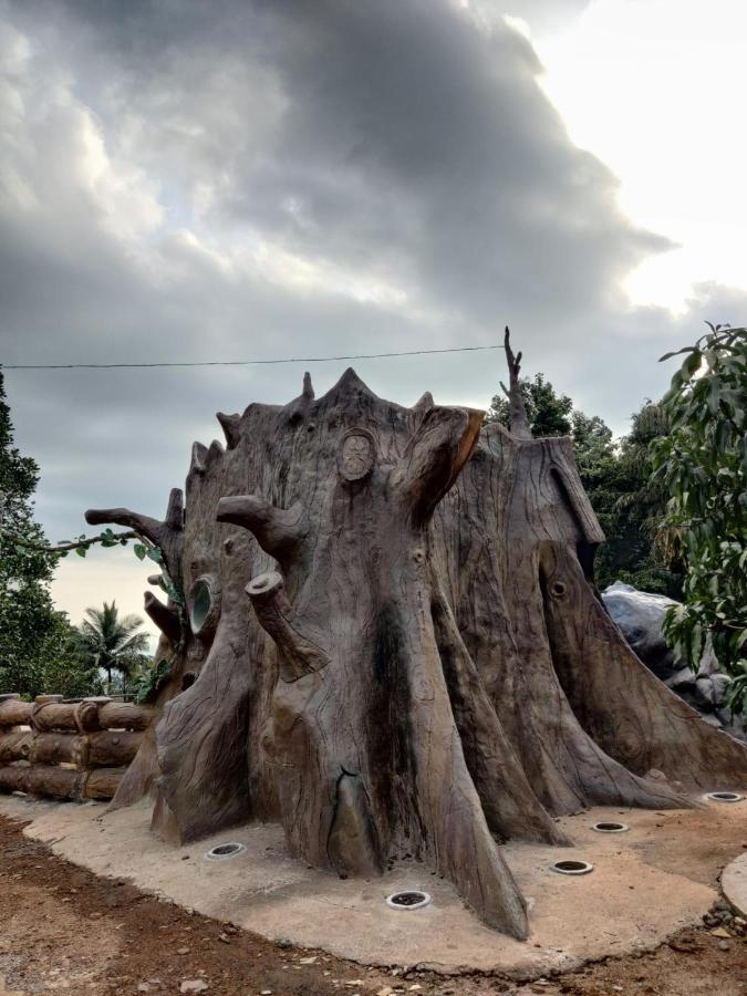 Forest And River Edge Resort Kannur Exterior foto