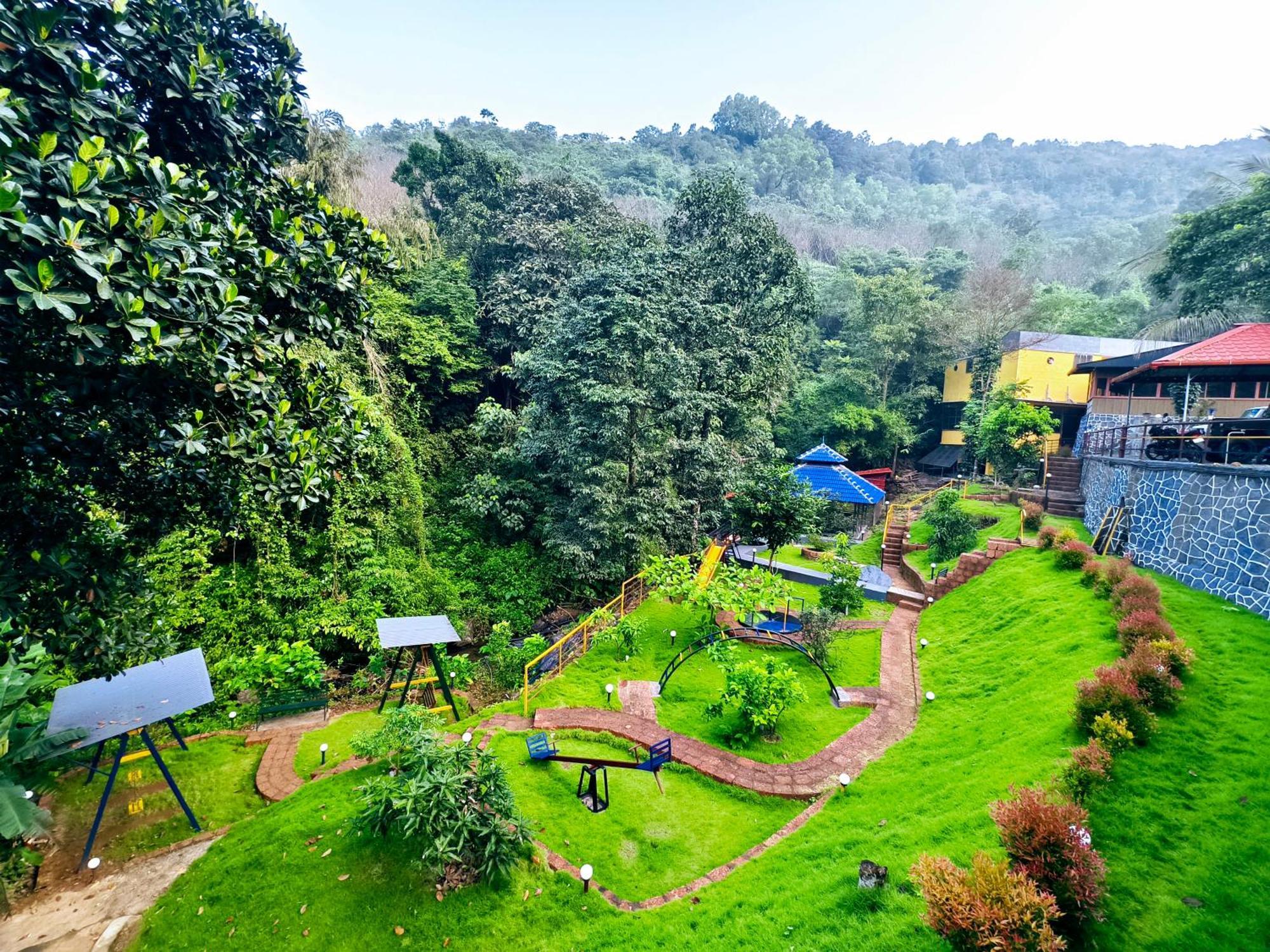 Forest And River Edge Resort Kannur Exterior foto